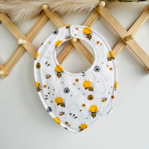 Absorbent bibs, dribble bibs, feeding bibs, bee print bibs, 3 layer bibs, cotton bibs, bee lovers, babyshower gift, gender neutral gift