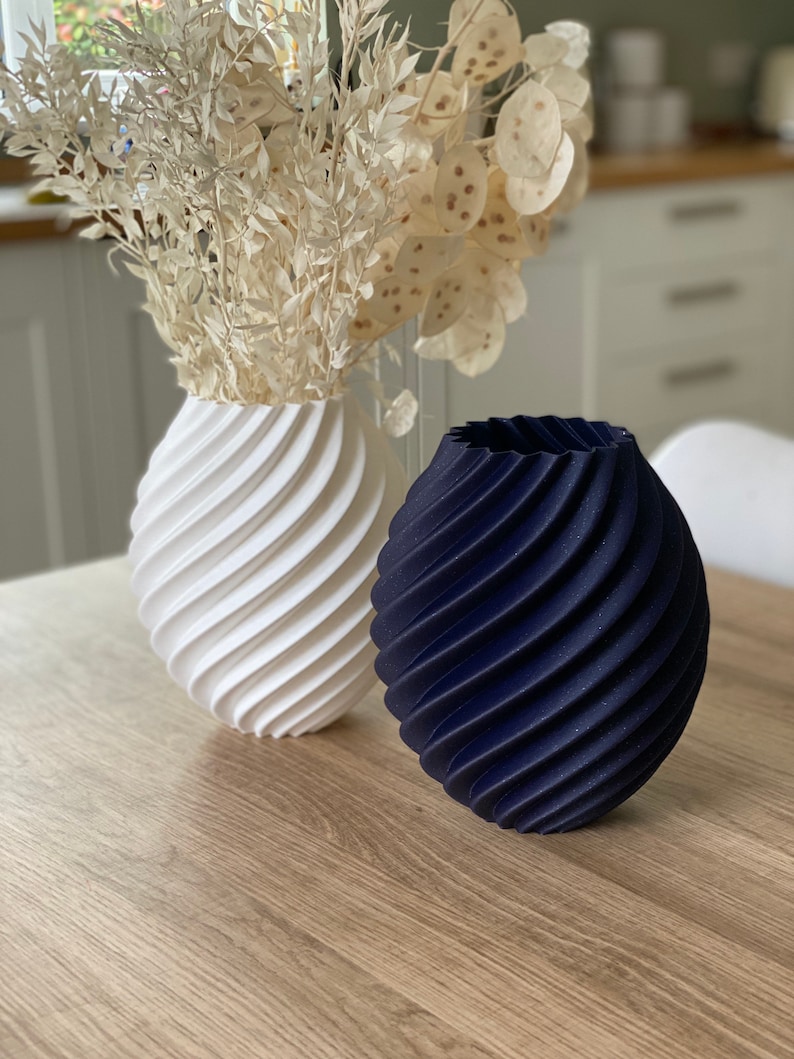 Chelsea Vase | Tall Vase | Swirl | dried flowers | bestseller | home decor 