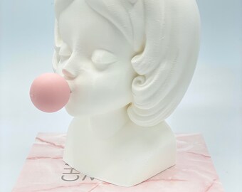 bubblegum Girl | Silhouette vase | Face vase | bumble gum