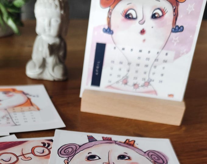 2026 Yearly Calendar + Printable Reflection Questions for Women | 10x10 Monthly Desk Calendar | DIY