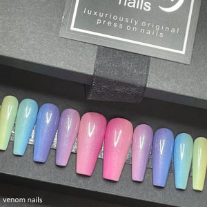 Femme Fatale Gel Press on Nails 