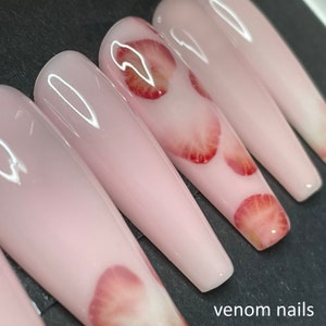 Strawberry Crush Gel Press on Nails