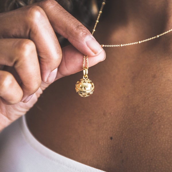 18k Gold Vermeil Triangle Dot Design Harmony Chiming Ball on a 20 inch satellite chain Filigree design