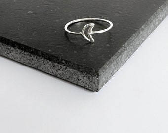 Moon Ring in Sterling Silver