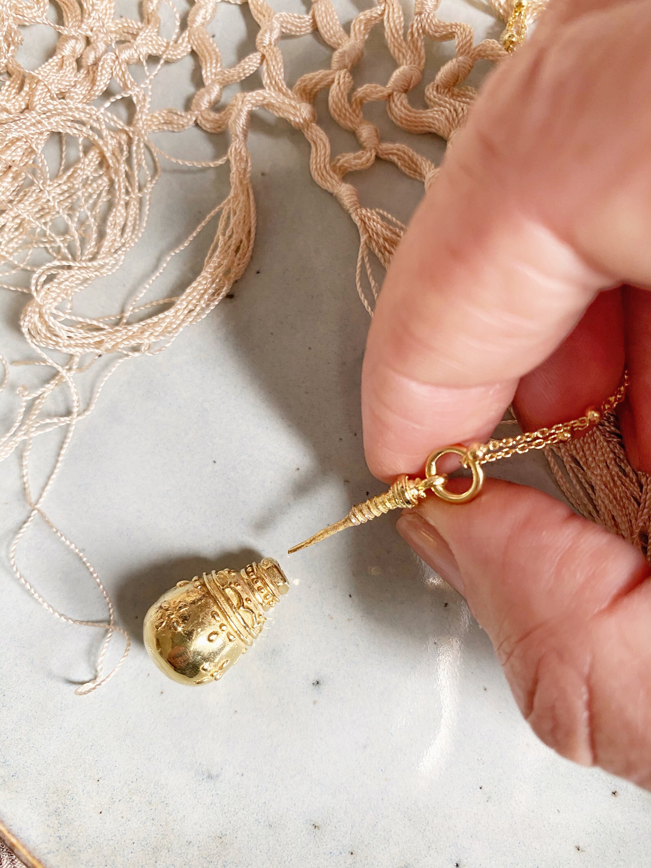 Farah Perfume Bottle Necklace Tiny 