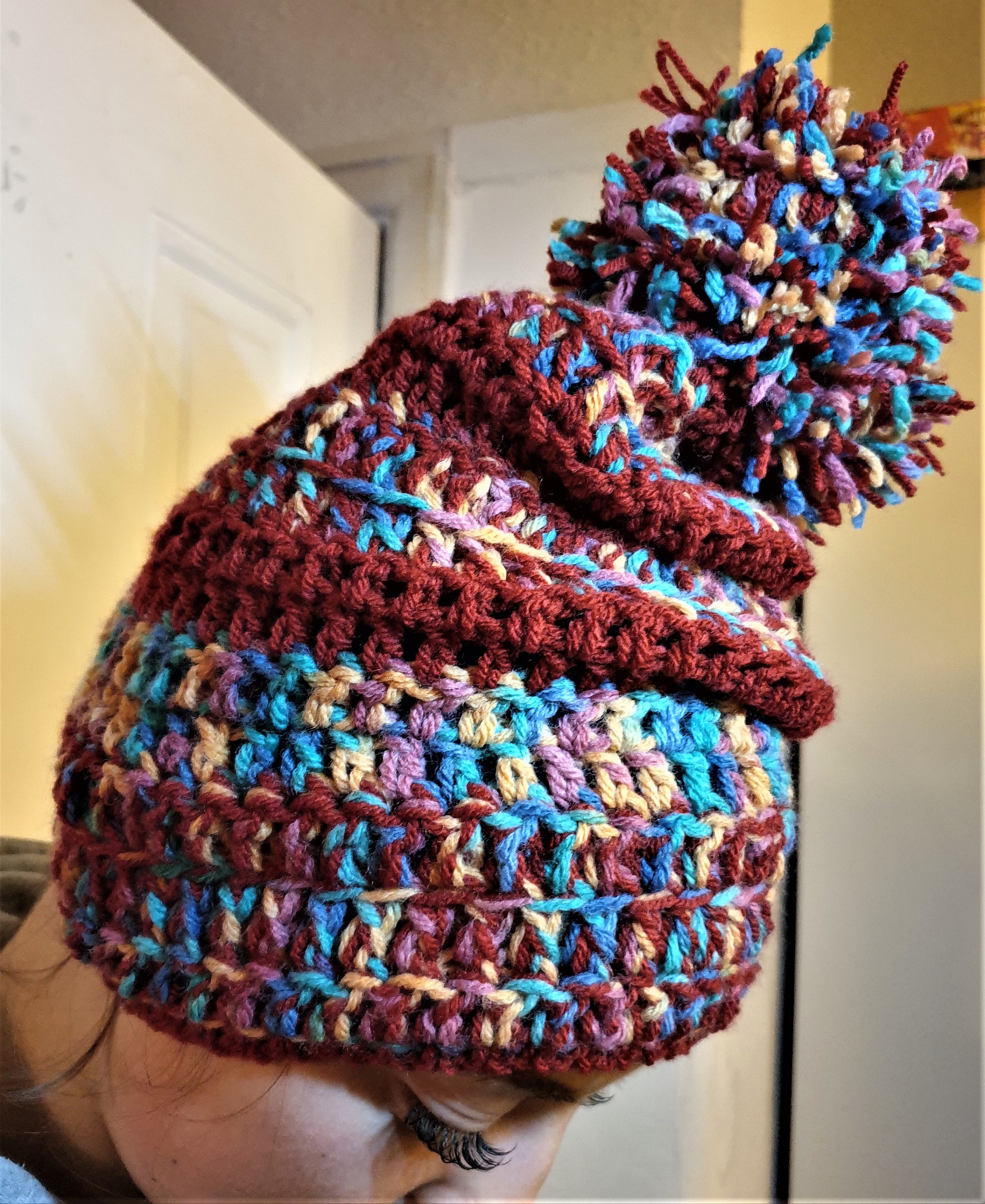 Small bobble hat Clearance