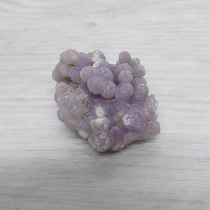 Calcedonia botrioidal o ágata de uva de Indonesia 7g a 12g