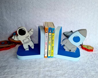 Space bookends, kids bookends, Space door sign, personalised door sign for boys, space themed nursery, toddler boys room decor