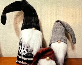 Gnome Ornament Sewing Pattern: Holiday Decor (Printed Pattern)