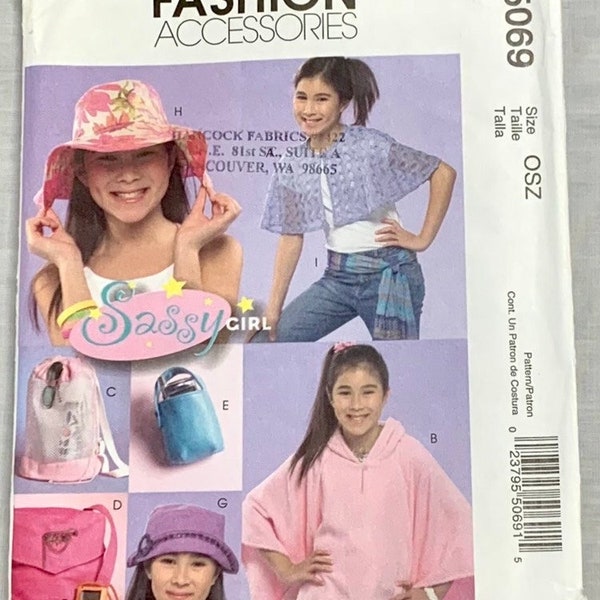 McCall's 5069 Fashion Accessories Sewing Pattern/Sassy Girl: Capelet/Poncho/Tote/Backpack/Cell Phone Holder/ MP3 Case/Hat & Sash /2006/UNCUT