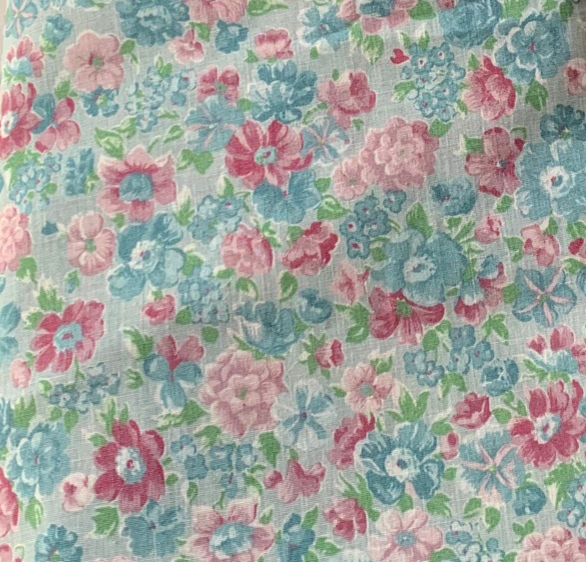 Peter Pan Fabrics Vintage Pastel Flowers on a Beautiful Light Blue