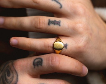 Mens Ring 18K Gold Smooth Signet Ring Men Oval Gold Pinky Ring