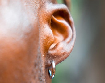Pendientes para hombre - Aros de acero y plata de 14 mm - Aros de plata - Joyería para hombre - Aros minimalistas lisos (Reino Unido)
