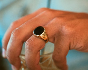 Gold-Siegelring für Herren, Herrenring aus Gold, große goldene Pinky-Ringe für Herren, Herren-Siegelring, Onyx-Ring für Herren, Herrenschmuck – von Twistedpendant