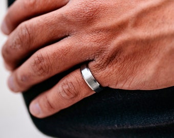 Ringe für den kleinen Finger für Herren – Silberringe für Männer – Siegelring aus 8 mm mattem Silber für Herren – Jubiläums-/Versprechensring – Ringe für den kleinen Finger, Herrenschmuck aus Stahl UK