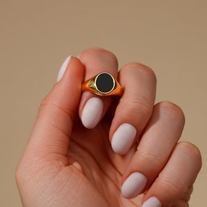 18K Gold Onyx Ring - Black Signet Ring For Women - Chunky Gold Signet Ring - Silver Signet Ring - Womens Jewellery - By Twistedpendant