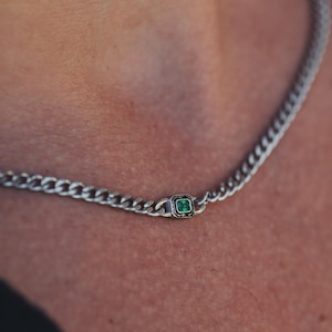Mens Necklace - Silver Green Vintage Gem Necklace
