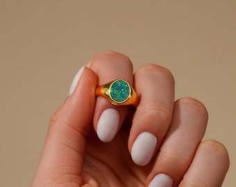 18K Gold Opal Ring - Grün / Schwarz Siegelring für Frauen - Chunky Gold Siegelring - Silber Siegelring - Damen Schmuck - Von Twistedpendant