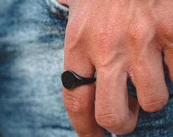 Mens Ring - Black Signet Ring Men - Smooth Oval Signet Ring - Mens Black Rings - Signet Ring Men - Pinky Ring Men - Black Rings for Men