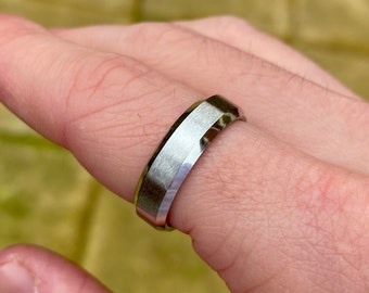 Herenring - Zilver gepolijste bandring - Heren roestvrijstalen ring - Heren sieraden Heren Pinky Signet Ring - Signet Ring Mannen door Twistedpendant