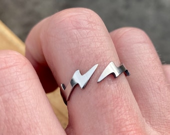 Mens Ring - Silver Lightning Bolt Ring for Men - Mens Silver Ring - Unisex Adjustable Band Ring - Gold Signet Ring Men - By Twistedpendant