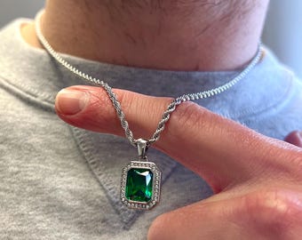 Groene diamanten halsketting - smaragdgroene kleur CZ diamanten hanger ketting voor heren - edelsteenhangers - zilveren herenketting van twistedpendant