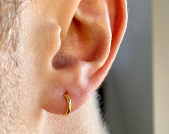 Mens Earrings - 18K Gold Mens Hoop Earring 8mm - Tiny Huggie Earrings For Men in Gold - Simple Hoop Earrings Mens Christmas Jewelry Gift UK