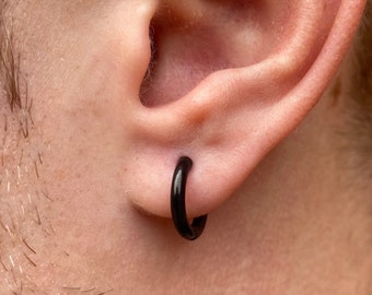 Pendientes para hombre - Pendientes Huggie de aro negro para hombre, Pendientes de aro para hombre en negro, Pendientes de plata, Hombre de pendiente de aro pequeño, Aro Huggie pequeño