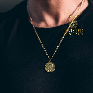 Mens Necklace Gold St Christopher Necklace 18K Gold Necklace Men Minimalist Circle Pendant Men Pendants for Women Men Jewelry Gift Etsy