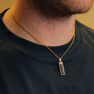 Vintage Gold Onyx Anhänger Halskette für Männer - 18K Gold Rechteck Anhänger - Herren Schmuck - Gold Schwarz Onyx Anhänger - Von Twistedpendant