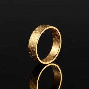 Mens Ring - Mens 18K Gold Band Ring - Twistedpendant Chunky Gold Ring Men - Patterned Gold Pinky Rings For Men - Mens Jewellery Gifts UK