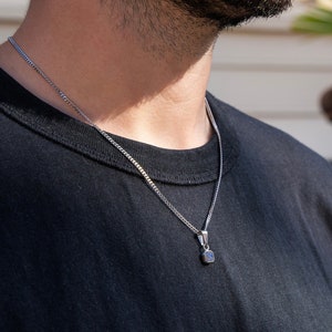 Mini Lapis Lazuli Silber Anhänger Halskette für Männer, Herren Halskette - Kleine Halskette Herren Schmuck, quadratischer Edelstein Anhänger - Von Twistedpendant