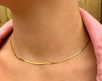 18K Gold Snake Chain Necklace, 2mm Flat Snake Layer Necklace Gold Chain, Gold Choker Necklace, Gold Herringbone Chain, Thin Gold Plain Chain