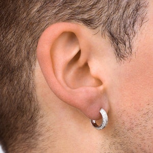Boucles d&#39;oreilles en argent pour homme - Boucles d&#39;oreilles diamant VVS1 - Boucles d&#39;oreilles pour homme Moissanite en argent sterling 925 15 mm, bijoux pour homme par Twistedpendant