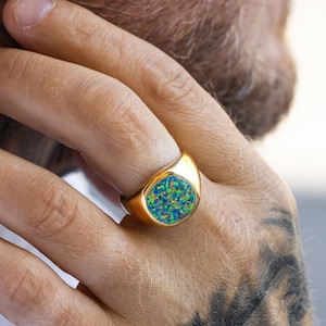 Mens Ring Green Opal Gold Ring - Signet Ring Men - Opal Ring - 18K Gold Signet Ring - Gold Rings for Men - Mens Pinky Ring - Mens Jewellery