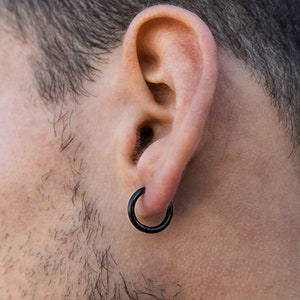 Herren Schwarz Creolen - Edelstahl 15 mm Herren Creolen - Herren Ohrringe -Herren Schmuck Geschenke - Ohrringe Für Männer Von Twistedpendant