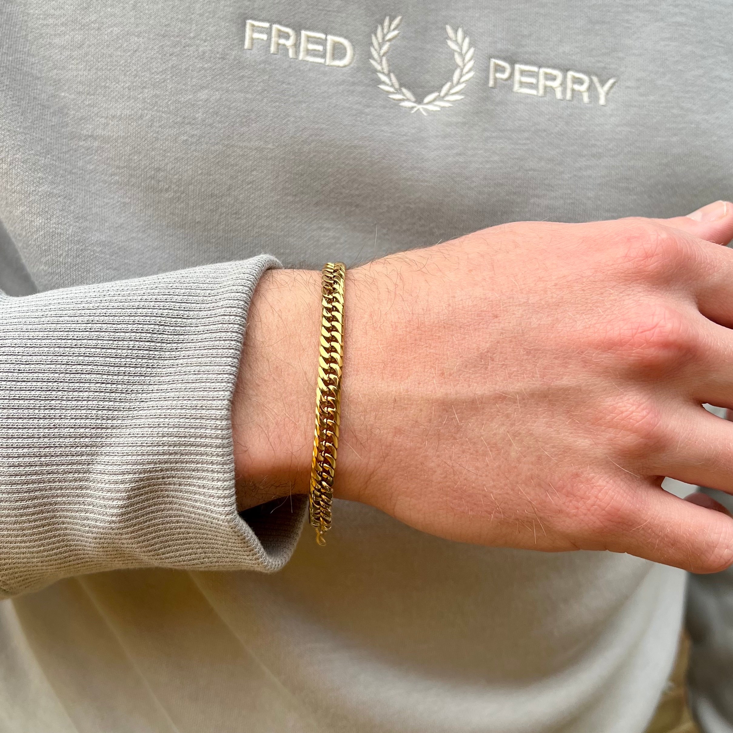 Barzel 18K Gold Plated Cuban Link Chain Bracelet - 6mm, 7.5 Inches, Unisex, Tarnish Resistant, Gift Box Included