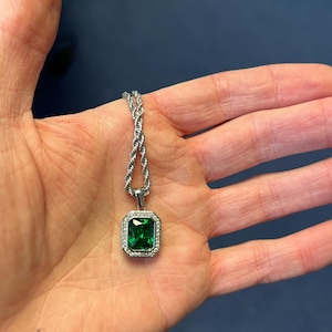 Green Diamond Necklace - Emerald Colour Green