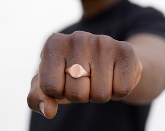 Herrenring – Ovaler Siegelring aus Roségold mit Pinsel / mattem Finish – Siegelring für Männer – Siegelring aus Roségold – Kleiner Ring für den kleinen Finger – Herrenschmuck