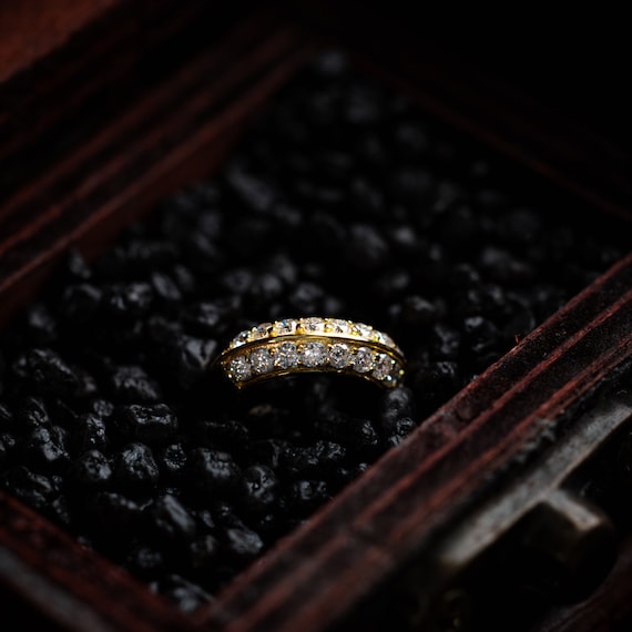Acquista Orecchino Moissanite per gli uomini Acquista Orecchino Moissanite per gli uomini