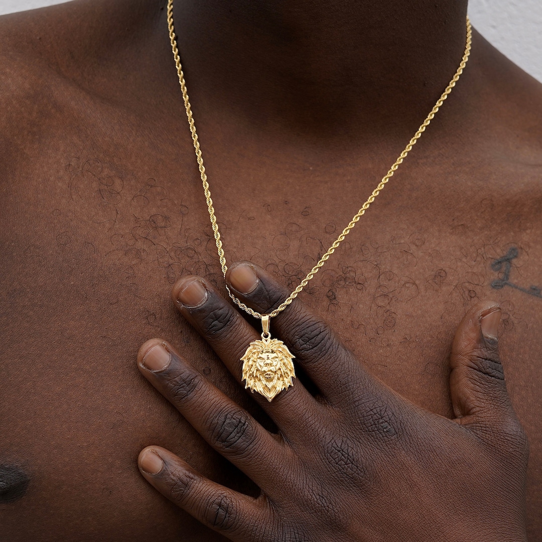 Oro Medaglia Ciondolo A Forma Di Leone Con Catena Cubana Placcata Oro -  Zirconi Cubici, Lunghezza 24 Pollici Collana Cubana Placcato Oro, image size:1080x1080