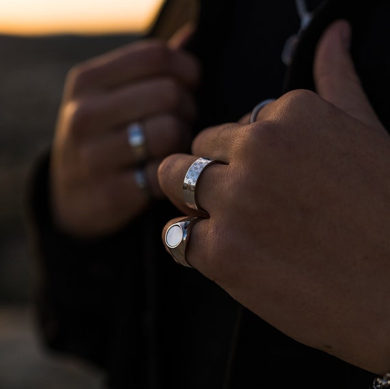 Mother of Pearl Silver Ring-1661NU | Juwelo