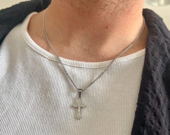 Silber Kreuz Halskette - Mini Silber Kreuz Kettenhalskette - Silber Kreuz Anhänger für Männer - Vintage Stahl Silber Kruzifix Kreuz Halskette Männer