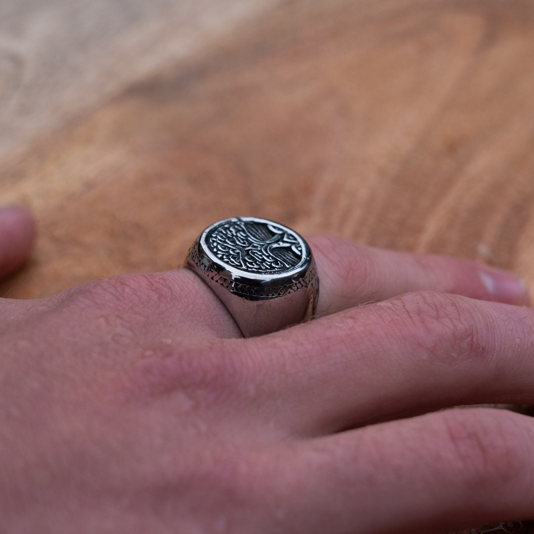 Signification Bague Au Pouce Homme Quelle Est La Signification De Porter Une Bague Au Pouce | clube.zeros.eco