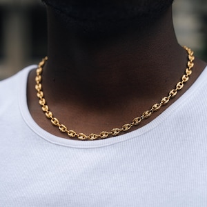 Collier homme - chaîne Mariner martelée en or 18 carats chaîne de 7 mm d&#39;épaisseur, bijoux pour homme, gros collier en or pour homme - par pendentif torsadé