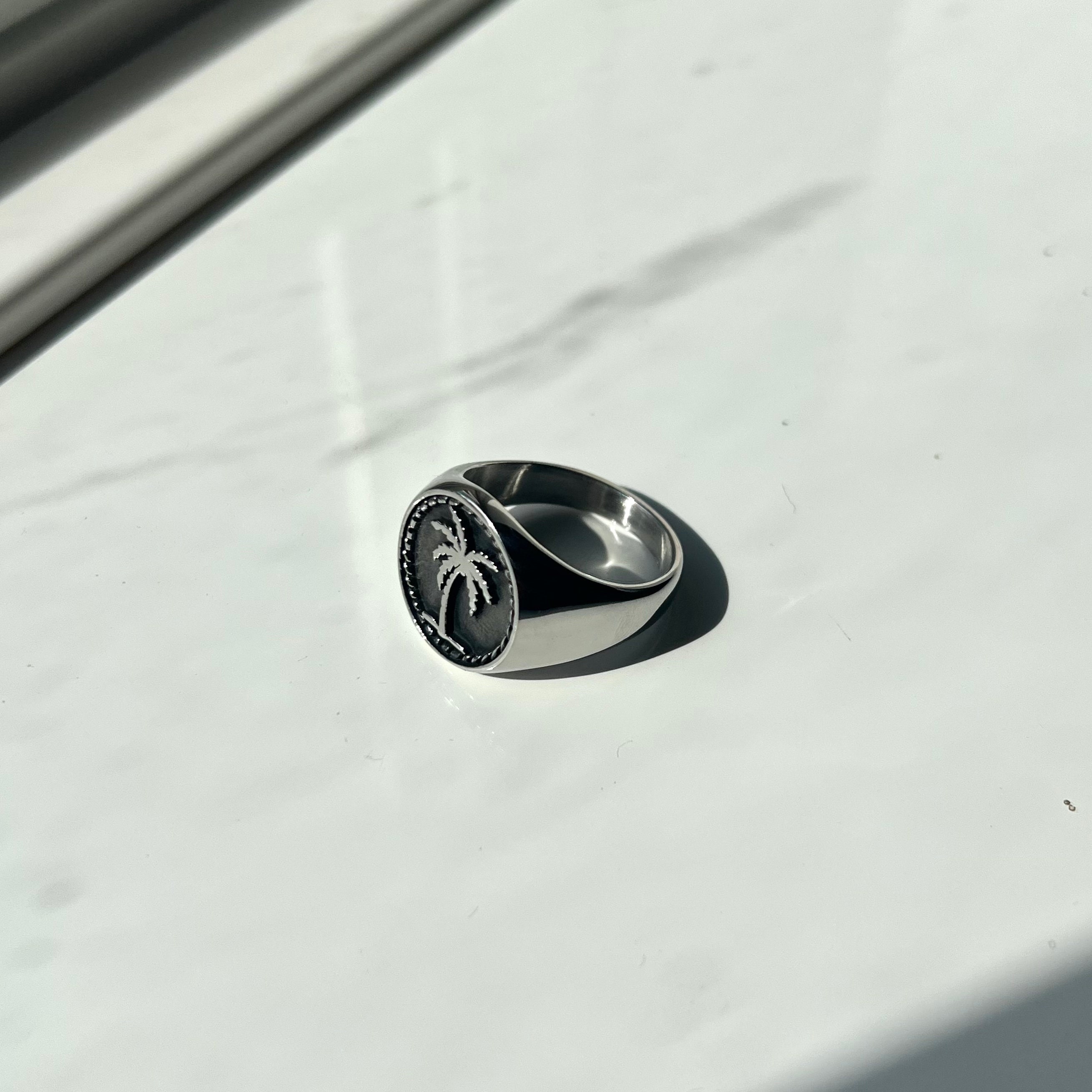 Silver Palm Tree Signet Ring - Sovereign Styled Ring - Mens Ring