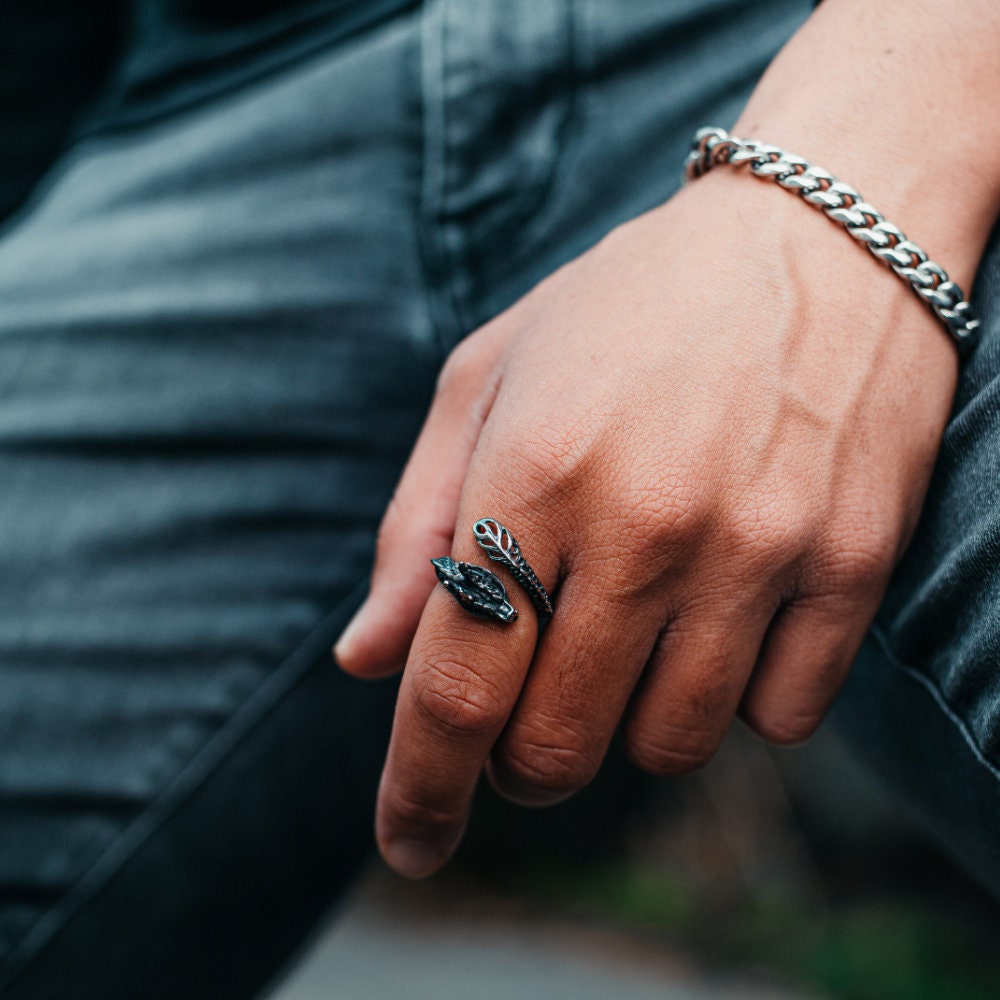 Mens aesthetic rings outlet