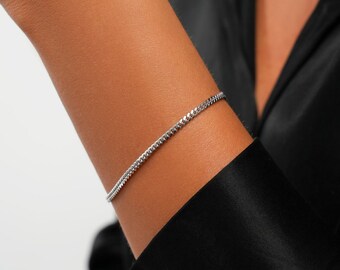 シルバーの繊細なブレスレットチェーン、女性用925スターリング