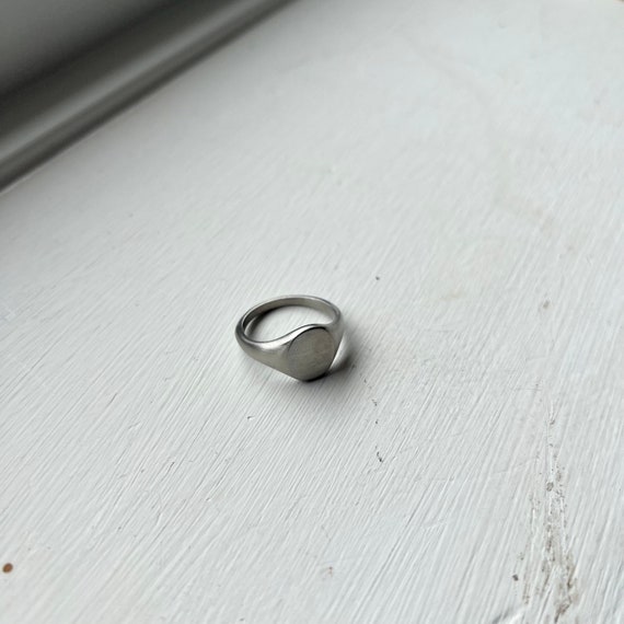 Silver Matte Signet Ring - Mens Ring - Brushed Silver Rings for Men - Oval Pinky Ring - Mens Jewellery - Gifts For Him - By Twistedpendant