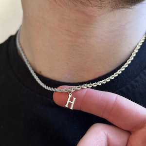 Collar de cadena de plata con inicial - Collar para hombre - Collar con letra personalizada - Cadena de cuerda de plata con dije de inicial - Joyería para hombre
